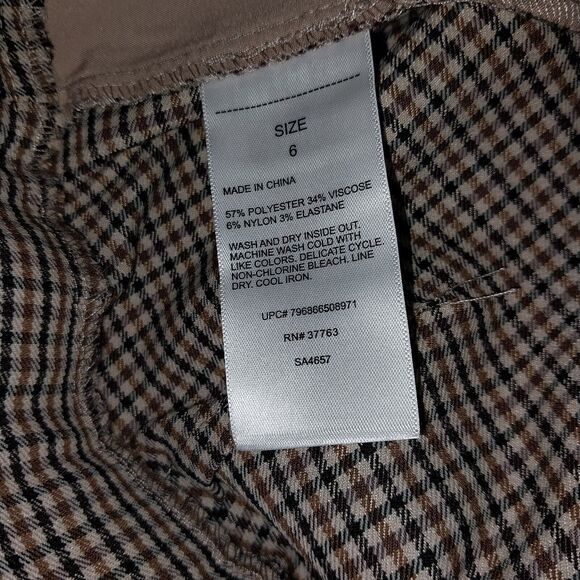 Rafaella Women's  Pull On Stretch Pant Size 6 - Picture 9 of 9